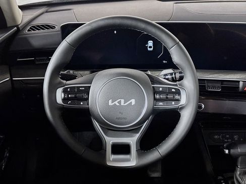 New 2025 Kia K5 EX image 13