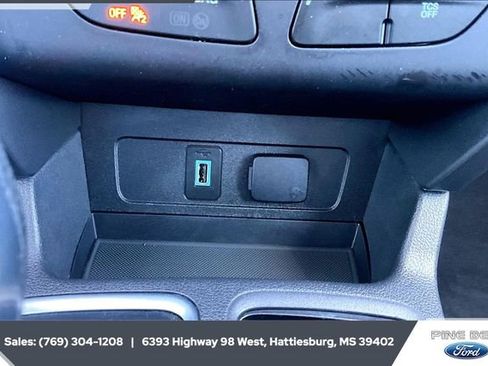 Certified 2019 Ford Escape S image 22