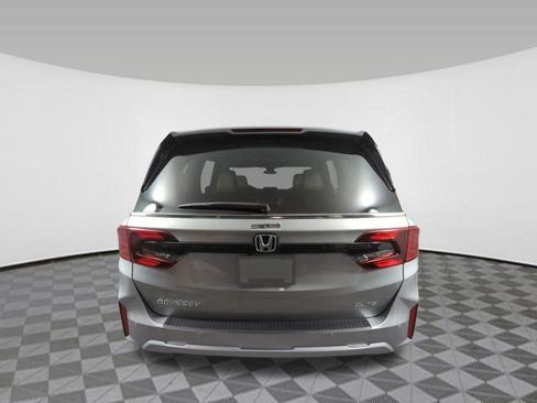 New 2027 Honda Odyssey Elite image 4