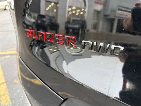 Used 2023 Chevrolet Blazer LT image 14