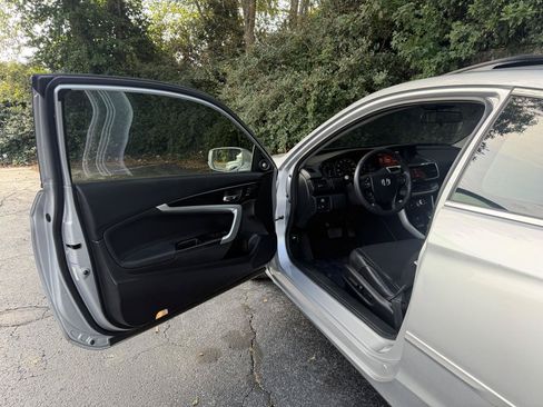 Used 2014 Honda Accord EX-L image 9