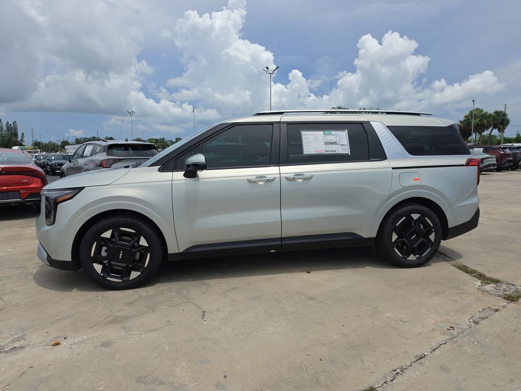 New 2026 Kia Carnival EX FWD image 5
