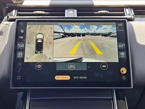 Used 2026 Land Rover Range Rover Velar Dynamic SE AWD/4WD image 14