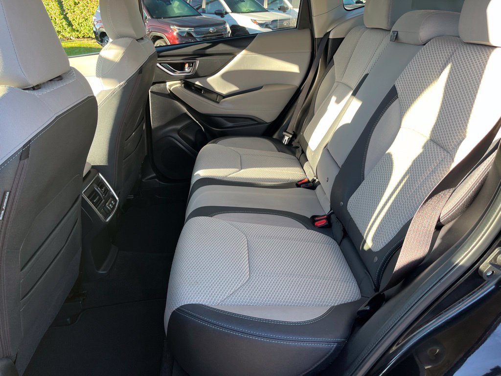 Used 2020 Subaru Forester Premium AWD/4WD image 12
