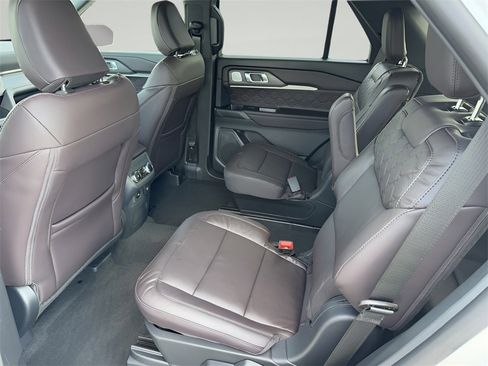 New 2026 Ford Explorer Platinum w/ LUX Leather Package image 35