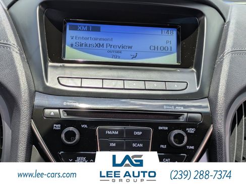Used 2015 Hyundai Genesis 3.8 RWD image 15