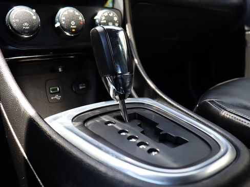 Used 2013 Chrysler 200 Limited FWD image 47