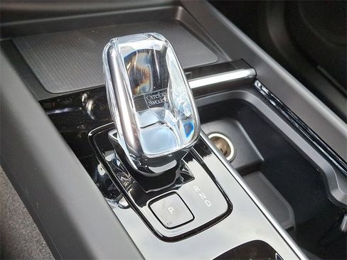 New 2026 Volvo XC60 B5 Plus w/ Protection Package Premier image 6