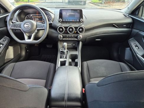 Used 2024 Nissan Sentra SV FWD image 15