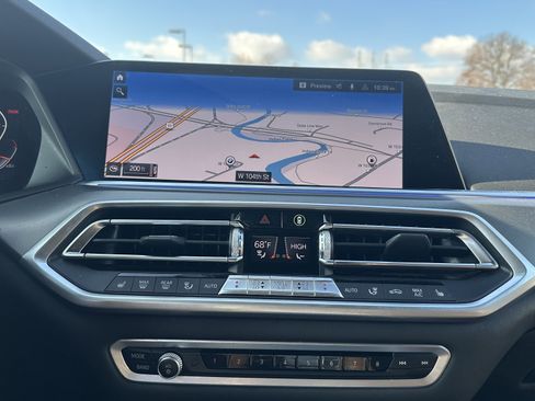 Used 2019 BMW X5 xDrive50i image 31