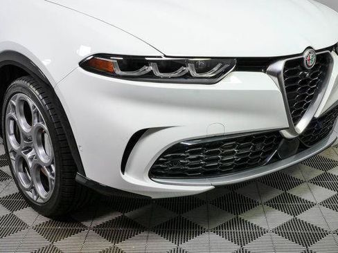 Used 2024 Alfa Romeo Tonale Ti AWD/4WD image 39