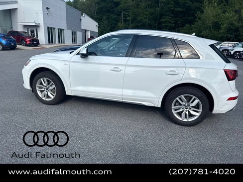 Used 2022 Audi Q5 2.0T Premium w/ Convenience Package AWD/4WD image 13