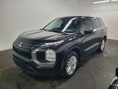 Used 2022 Mitsubishi Outlander ES