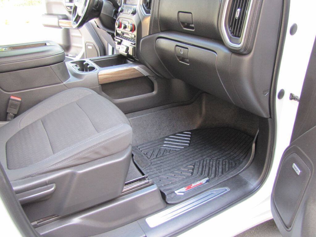 Used 2020 Chevrolet Silverado 1500 RST AWD/4WD image 21