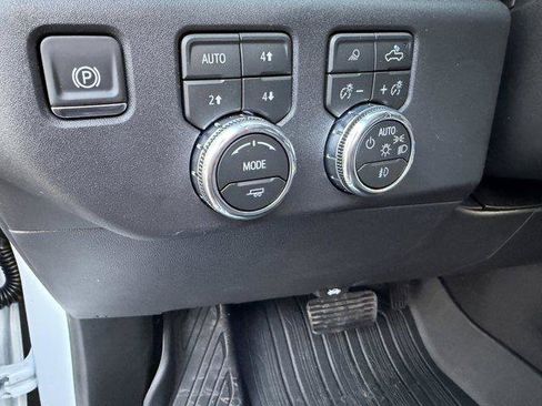 New 2026 GMC Sierra 1500 SLT w/ SLT Premium Package image 22