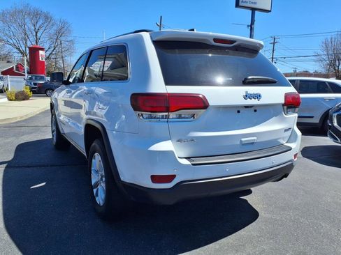 Used 2021 Jeep Grand Cherokee Laredo image 6
