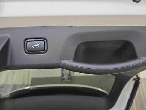 Certified 2025 Hyundai Tucson SEL AWD/4WD image 14
