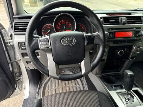 Used 2010 Toyota 4Runner SR5 RWD image 17