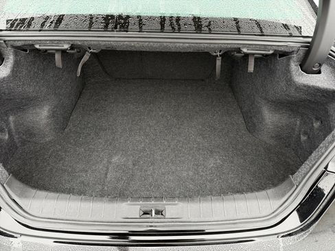 Used 2023 Nissan Maxima SV w/ Floor Mat Group image 17