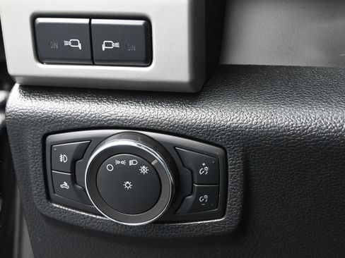 Used 2020 Ford F250 Lariat w/ Tremor Off-Road Package image 22