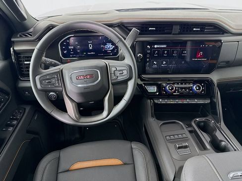 New 2026 GMC Sierra 2500 AT4 w/ AT4 Premium Plus Package AWD/4WD image 28