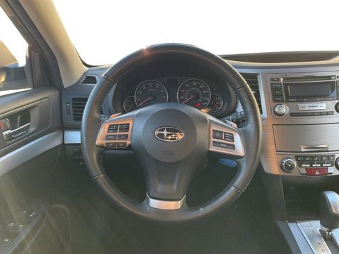 Used 2013 Subaru Outback 2.5i Premium w/ All-Weather Pkg image 18