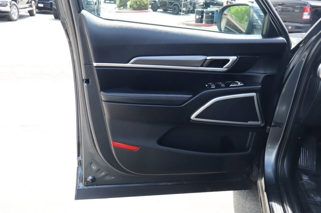Used 2021 Kia Telluride S FWD image 18