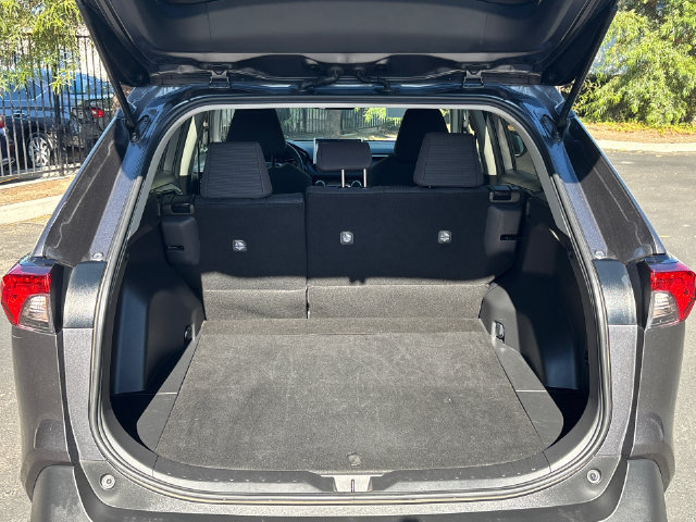 Certified 2025 Toyota RAV4 LE FWD image 9