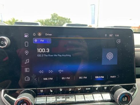 Used 2024 Chevrolet Colorado Z71 w/ Z71 Convenience Package 2 image 24