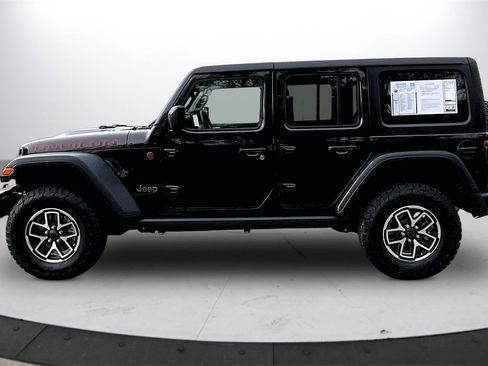 Certified 2024 Jeep Wrangler Unlimited Rubicon w/ Convenience Group image 6