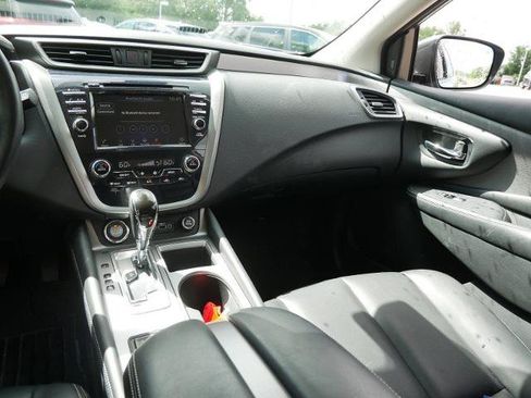Certified 2024 Nissan Murano SV w/ SV Midnight Edition Package AWD/4WD image 12