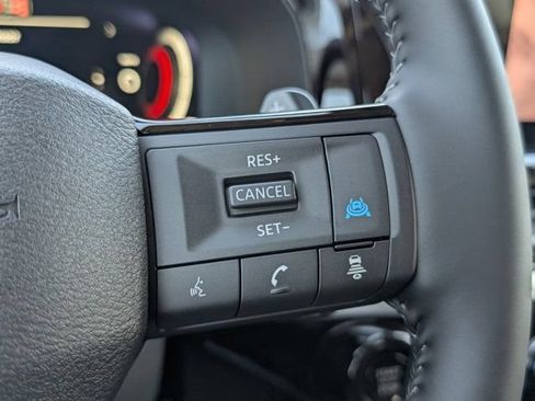 New 2026 Nissan Pathfinder Platinum FWD image 13