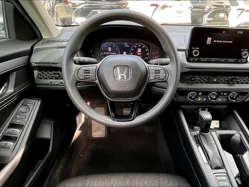 Used 2023 Honda Accord LX image 6