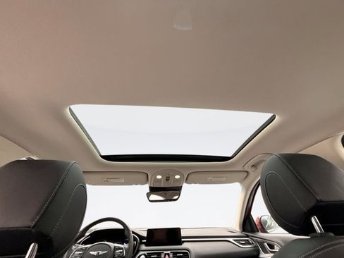 Used 2022 Genesis G70 2.0T w/ Prestige Package image 20