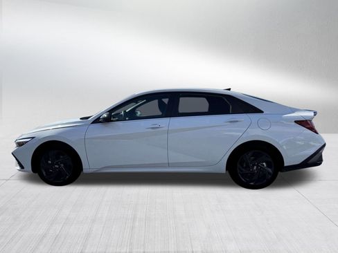 New 2026 Hyundai Elantra Sport image 3