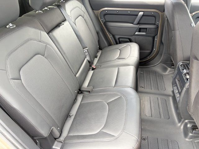 Used 2025 Land Rover Defender 110 S AWD/4WD image 22