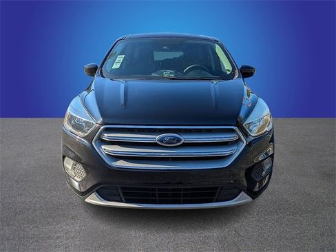 Used 2019 Ford Escape SE image 8