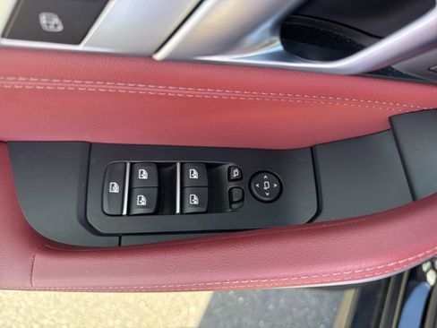 Used 2024 BMW X6 M60i w/ Executive Package image 27