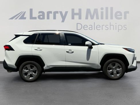 Certified 2023 Toyota RAV4 XLE w/ Convenience Package AWD/4WD image 6