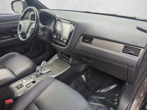 Used 2020 Mitsubishi Outlander SEL image 26