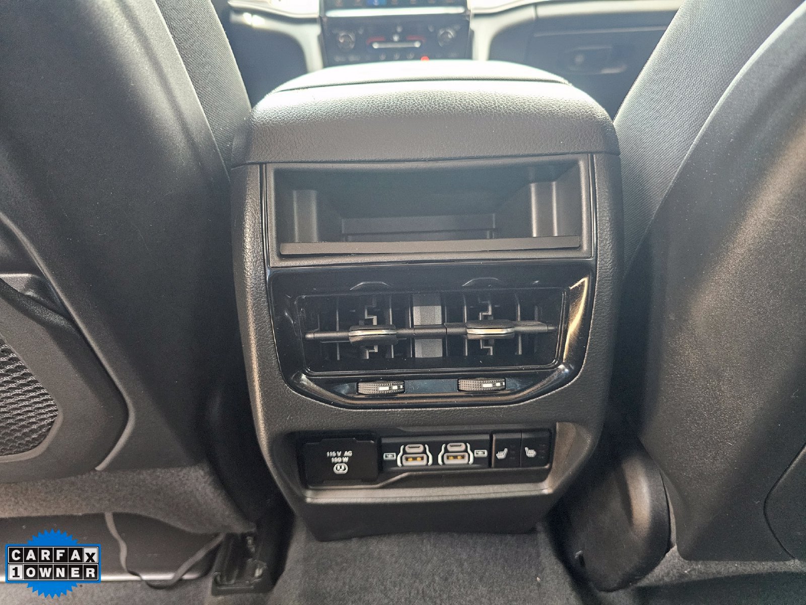 Used 2023 Jeep Grand Cherokee Limited w/ Black Appearance Package AWD/4WD image 30