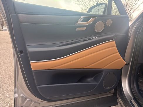 Used 2024 Genesis GV80 2.5T w/ Advanced Package image 12