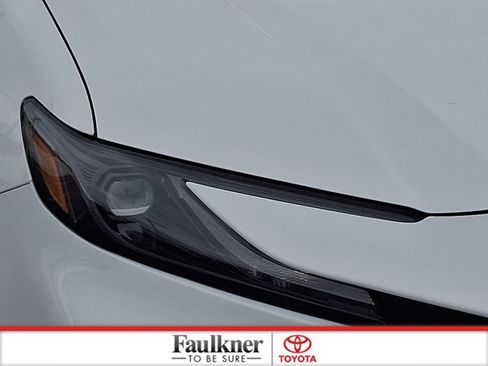 Certified 2025 Toyota Camry SE image 9