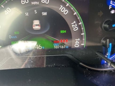 Used 2020 Toyota RAV4 Limited image 8