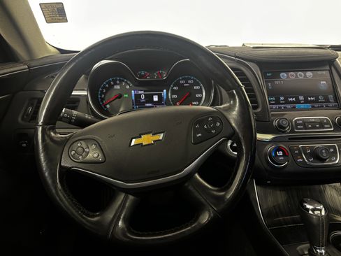 Used 2017 Chevrolet Impala Premier w/ Enhanced Convenience Package image 30