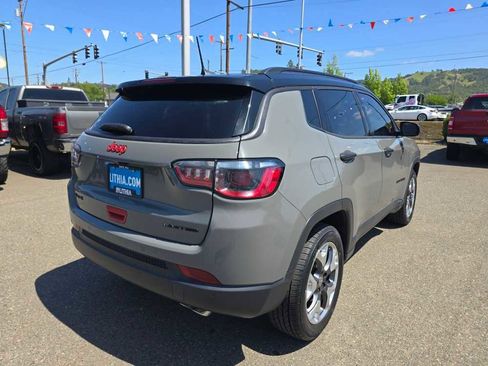 Used 2021 Jeep Compass Limited AWD/4WD image 5