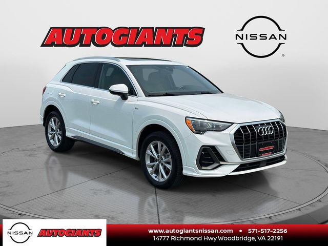 Used 2021 Audi Q3 2.0T Premium w/ Convenience Package AWD/4WD image 1