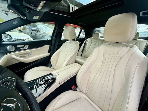 Used 2017 Mercedes-Benz E 300 4MATIC image 17