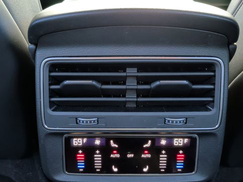 Certified 2024 Audi Q7 2.0T Premium Plus image 23