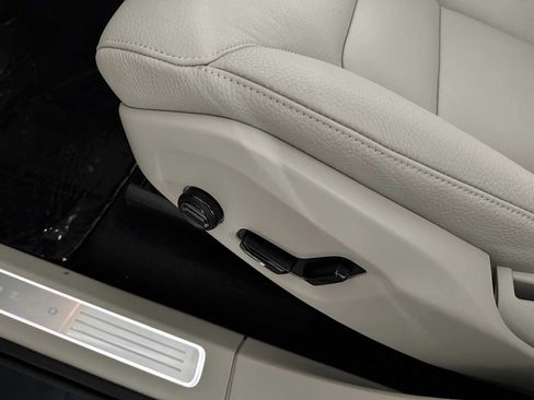 Certified 2023 Volvo XC90 B5 Plus w/ Protection Package Premier image 52